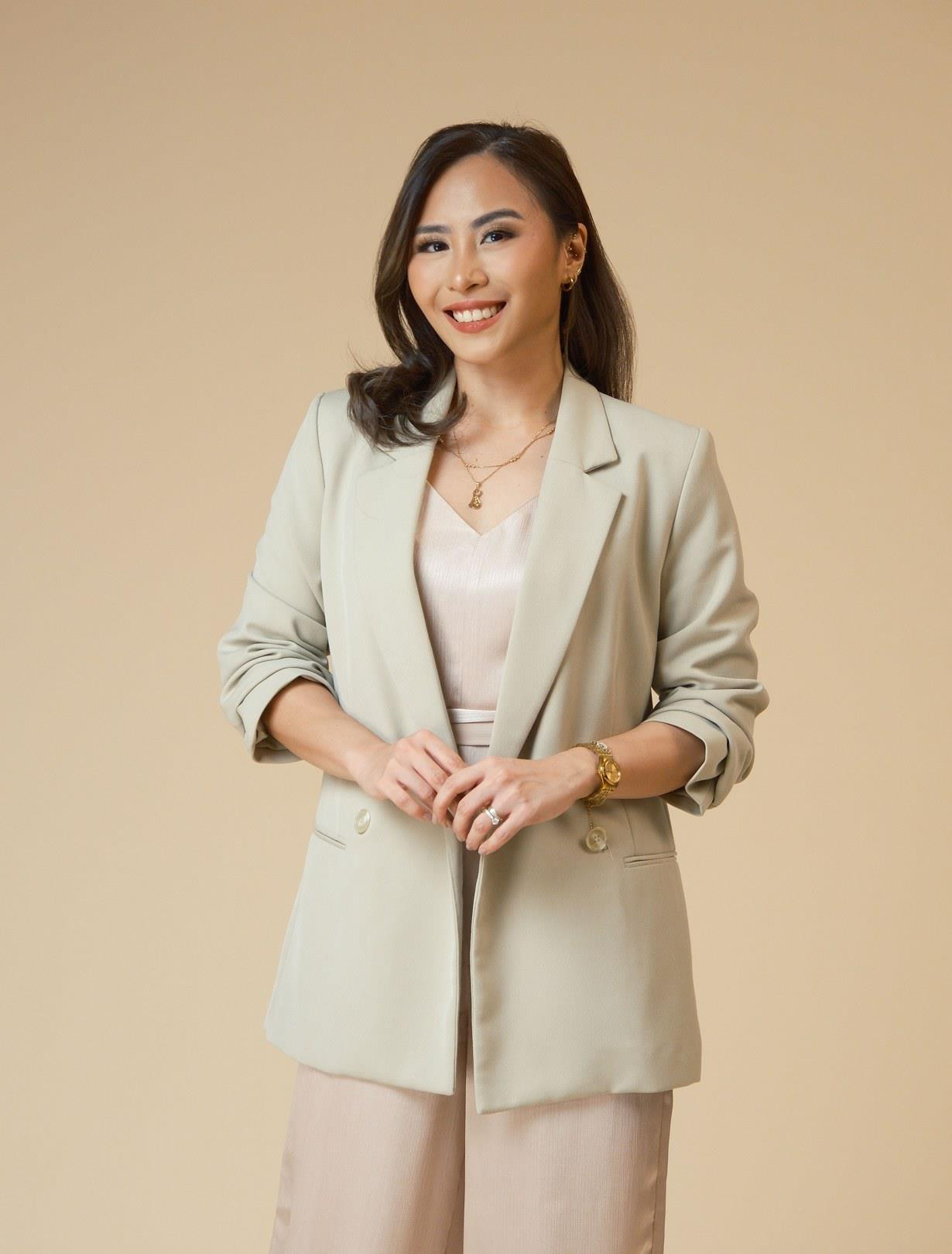 Portrait of Weanne Chu